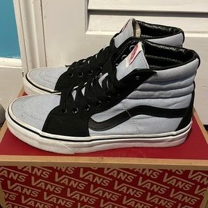 Vans Customs Sk8-Hi Men’s 7/ Women’s 8.5